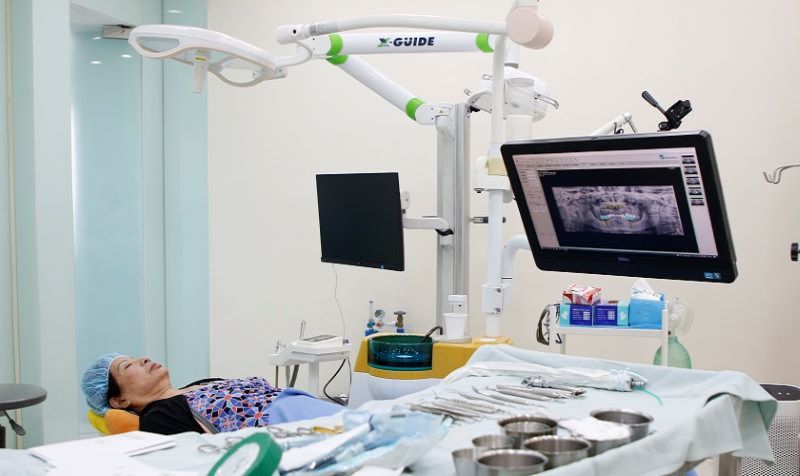 Top 7+ nha khoa trồng răng implant giá rẻ tốt uy tín tại Quận 1 5