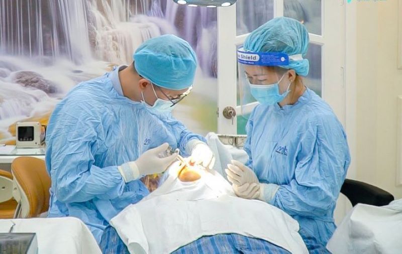 địa chỉ trồng răng implant tốt uy tín Phường Bến Thành TPHCM 8