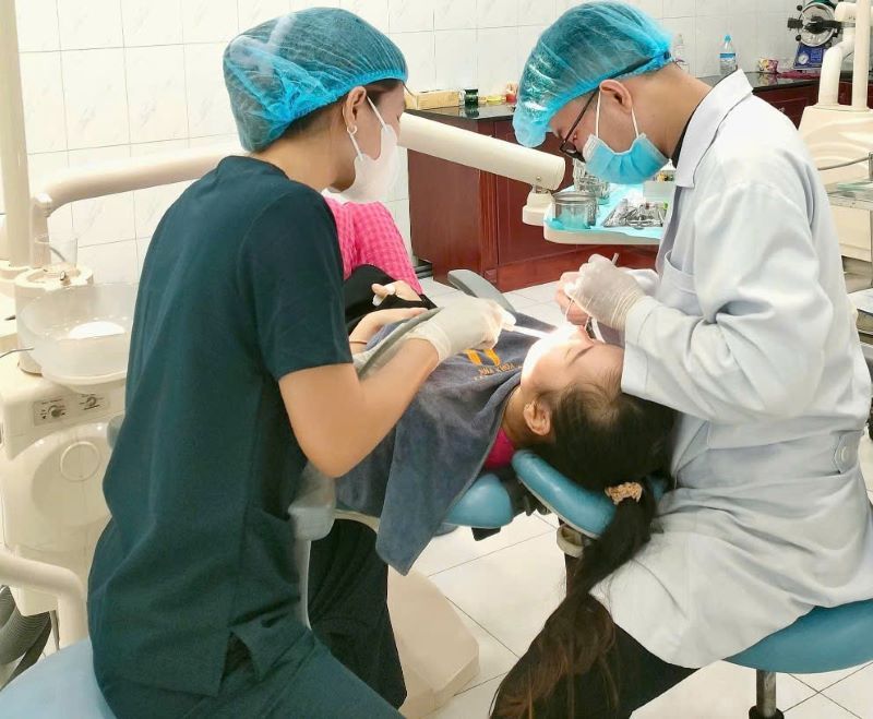 Phòng bọc răng sứ của Nha khoa Hoa Kỳ hiện đại với thiết bị tiên tiến