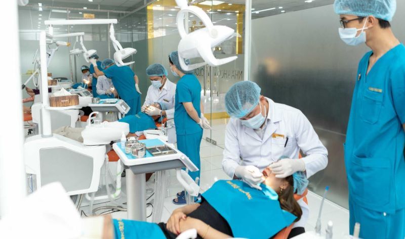 nha khoa nhổ răng khôn giá rẻ tốt uy tín tại Quận Tân Phú 2