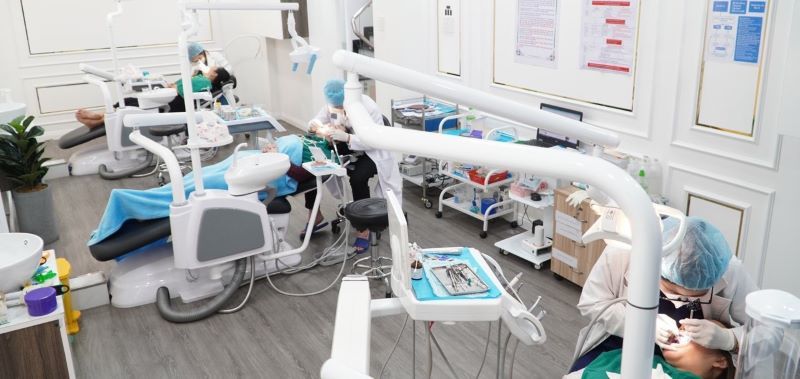 Nha khoa Adona nổi bật với kỹ thuật hiện đại, hiệu quả điều trị cao
