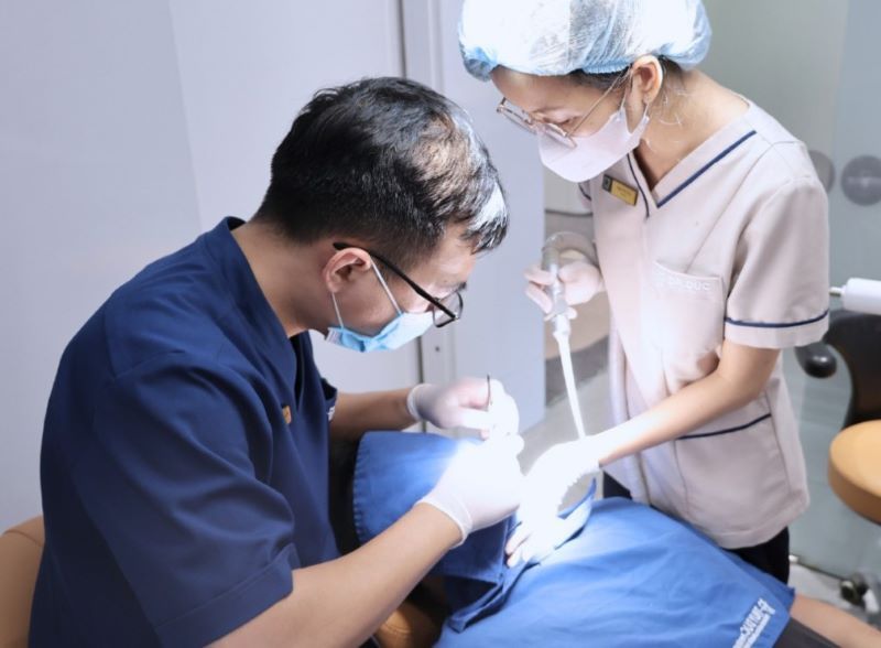 Nha Khoa Chí Đức kiểm soát vô trùng an toàn nghiêm ngặt