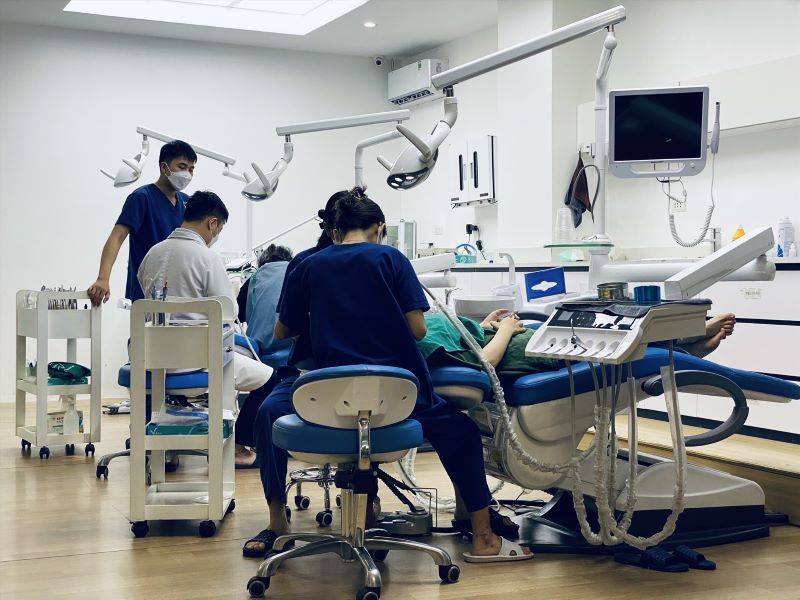 Nha khoa Pháp Việt