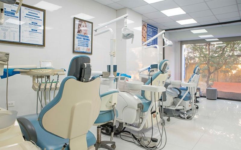Nha khoa Phước Kiển đầu tư thiết bị nha khoa tiên tiến