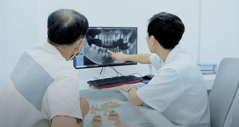Nha khoa Bảo Việt quy tụ các bác sĩ Implant giàu kinh nghiệm