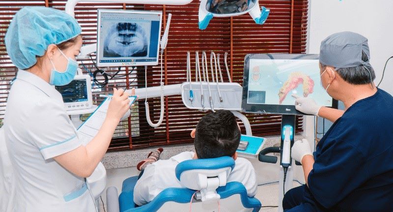 Nha Khoa Đại Thành đầu tư máy móc nha khoa hiện đại