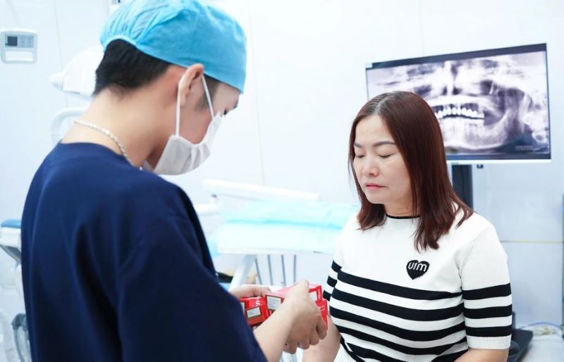 địa chỉ trồng răng implant tốt uy tín Phường Phú Thuận TPHCM 2