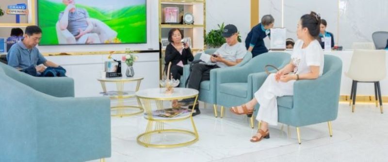 Không gian tiếp đón khách tại Nha khoa Thạch Đà