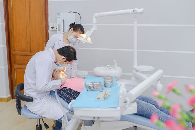 Phòng điều trị tại Nha khoa Hoa Lan sạch sẽ, đạt chuẩn y khoa