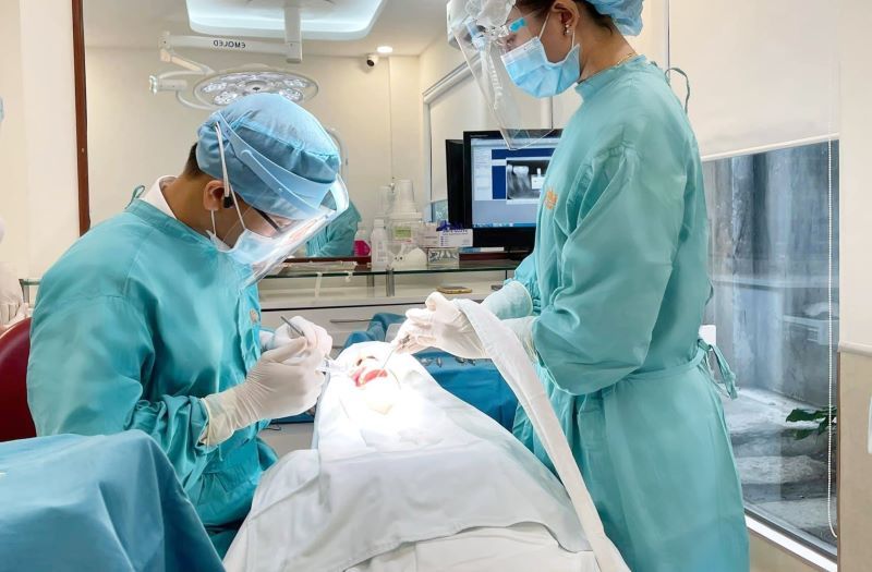địa chỉ trồng răng implant tốt uy tín Phường Đức Nhuận TPHCM 7