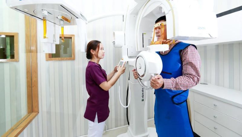 Công nghệ thăm khám hiện đại khi cấy ghép Implant tại Nha khoa Cẩm Tú