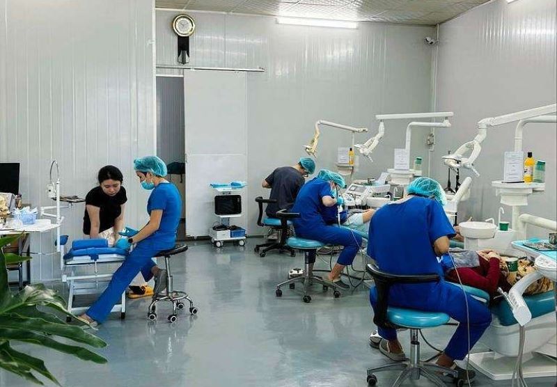 Nha khoa Việt Hưng