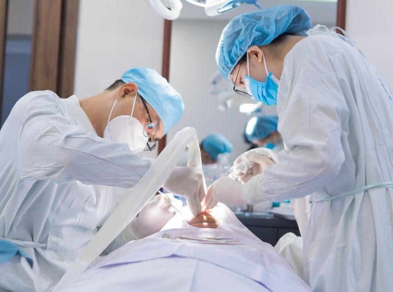 địa chỉ trồng răng implant tốt uy tín Phường Phước Long TPHCM 2