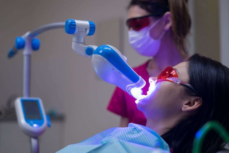 Dịch vụ chăm sóc răng miệng tại phòng nha BS. Nguyễn Thị Kim Yến