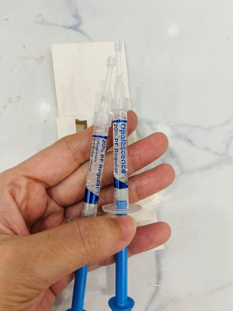 tẩy trắng răng tại nhà Opalescence
